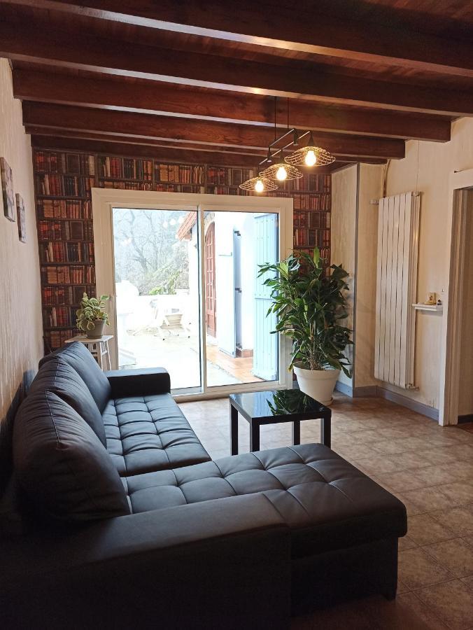 Gite Des Grivats Cusset Exterior photo
